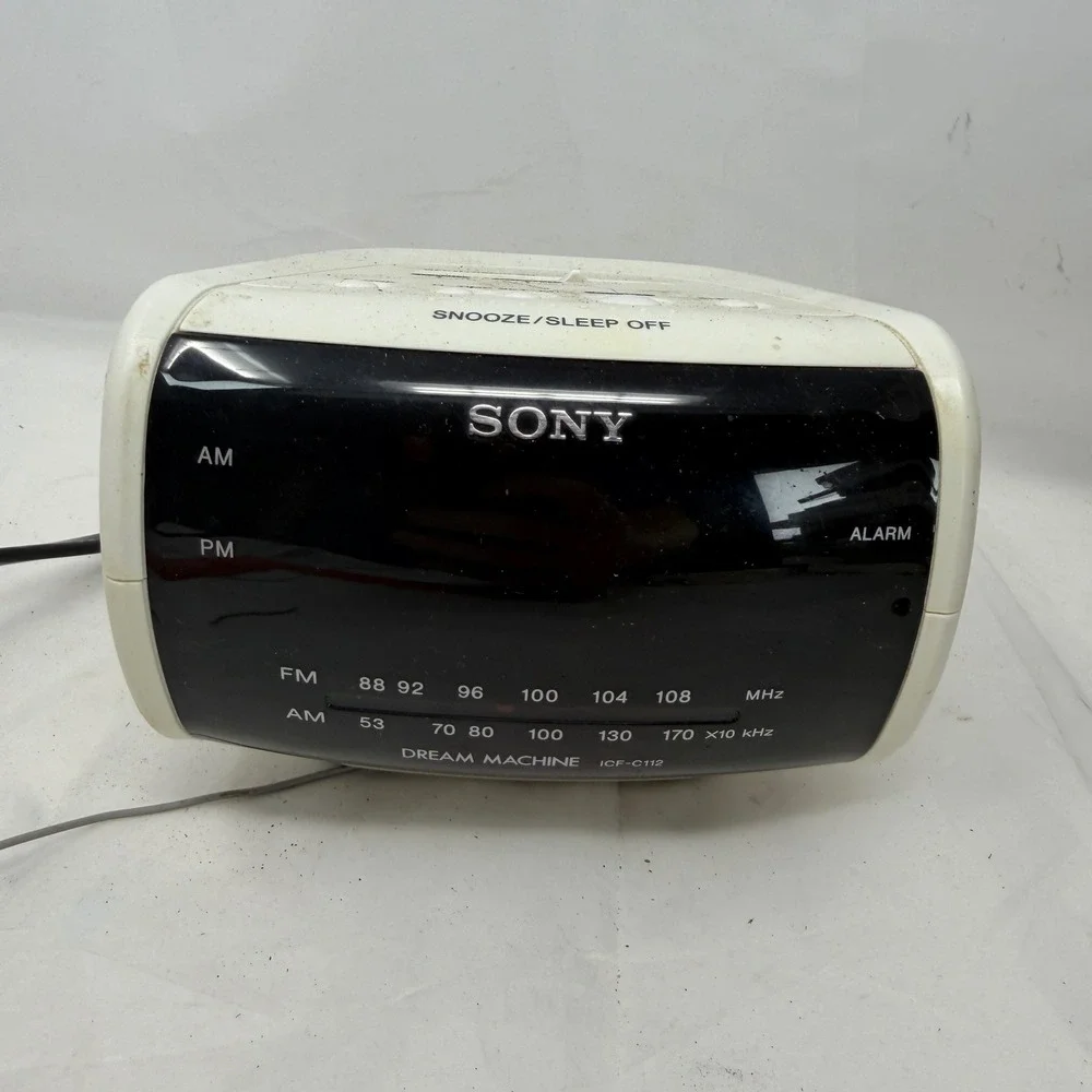 Sony Dream Machine ICF-C112 AM FM Alarm Clock Radio White Vintage Retro